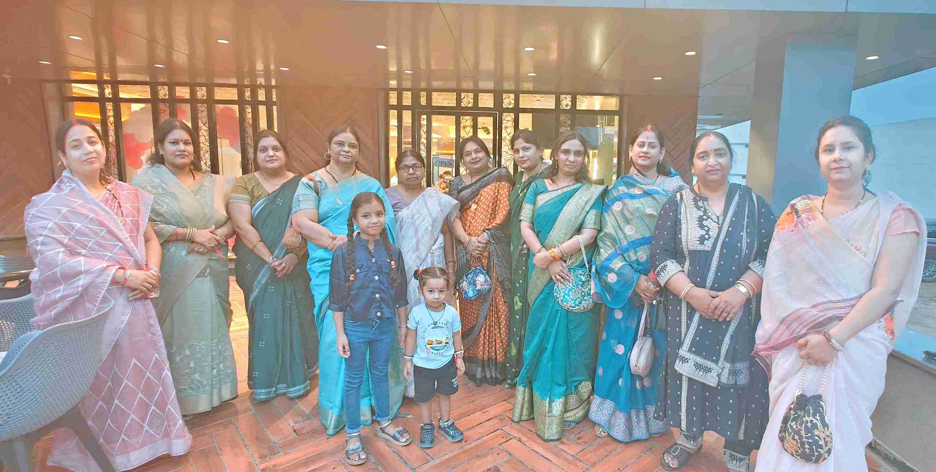 खैरागढ़. अखिल भारतीय कायस्थ महासभा जिला केसीजी महिला इकाई की प्रथम बैठक संपन्न समाज को संगठित करने पर जोर