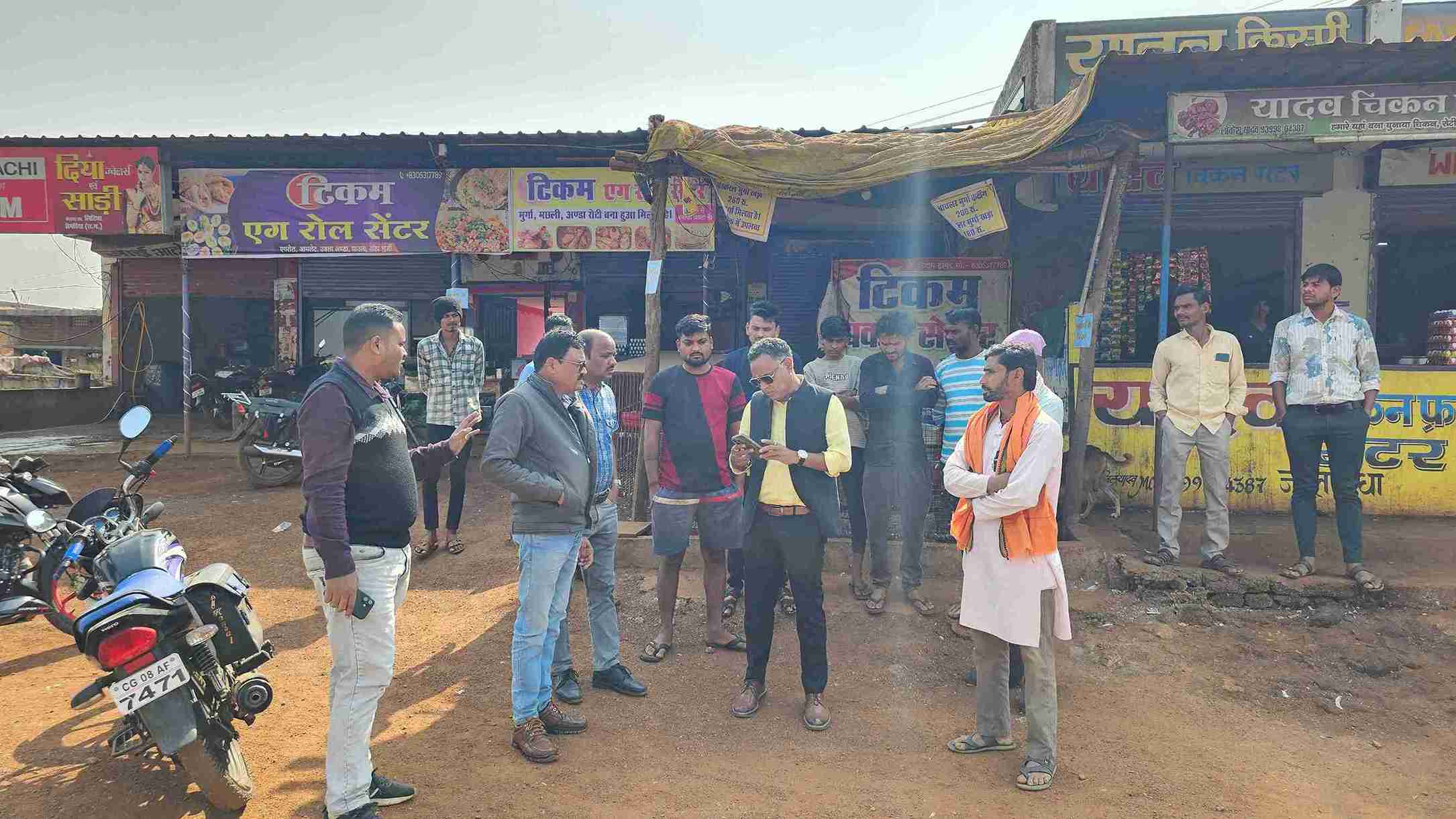 खैरागढ़. जालबांधा में मुर्गा–मछली दुकान विवाद उफान पर: पूर्व विधायक प्रतिनिधि रिंकू गुप्ता ने चक्का जाम की चेतावनी, मंत्री के आदेश के बावजूद कार्रवाई ठप