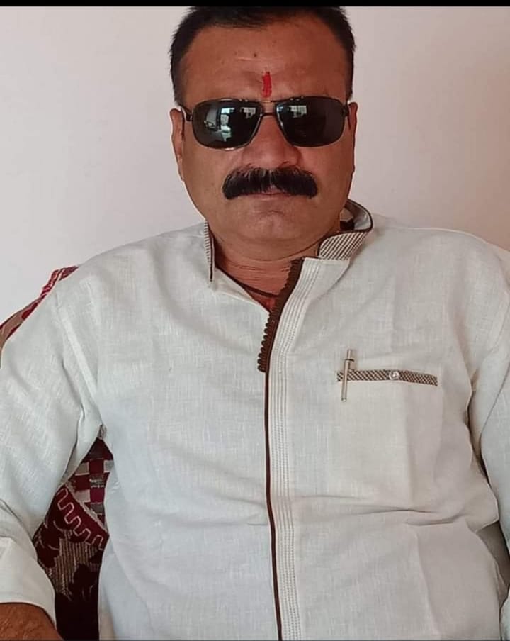 खैरागढ़ ब्रेकिंग. कर्तव्य पथ पर अंतिम सफर: डिप्टी रेंजर सुनील सिंह की सड़क हादसे में दर्दनाक मौत